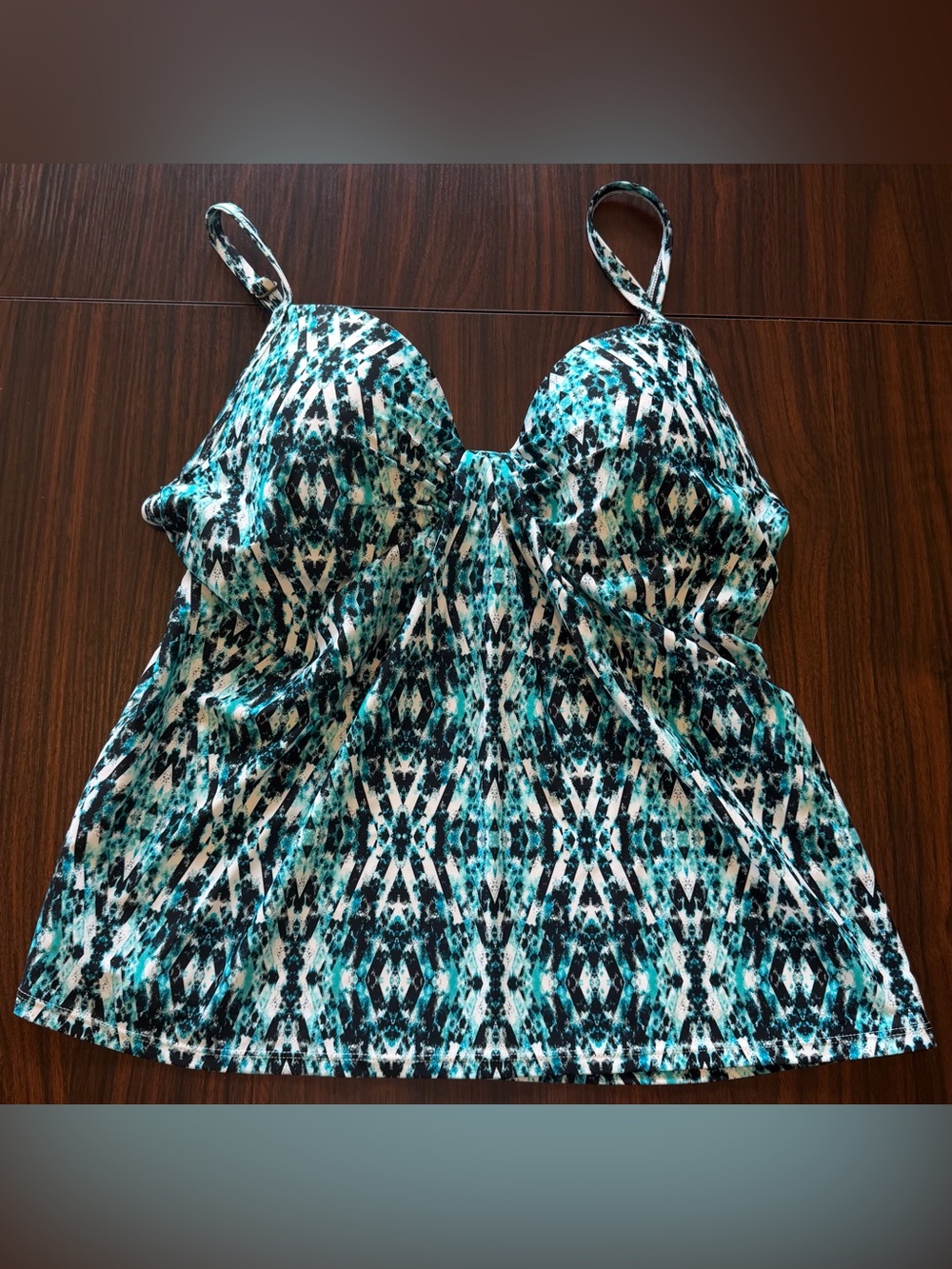 XL Women’s Teal Patterned Tankini Top